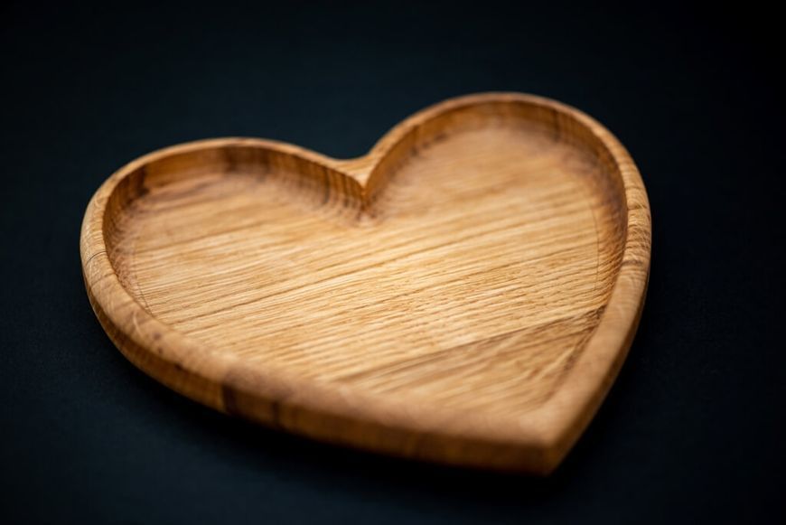 Дерев'яна тарілка "Серце" Woodbest 20х20 см А-1044 фото
